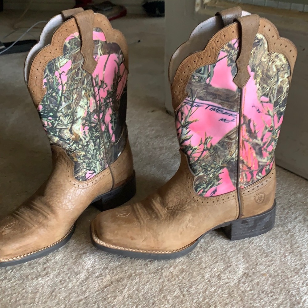 women boot ariat excellent condition
